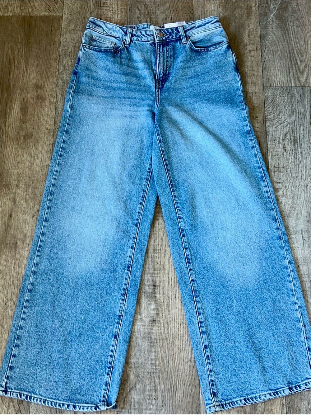 Time and Tru Light Blue High-Rise Wide Leg Jeans